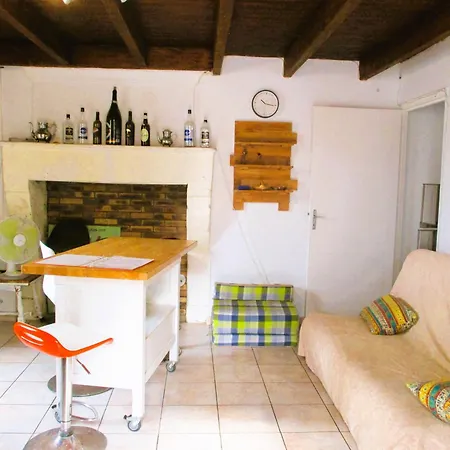 à 10mn Rn10 Et Rn141 ,15mn Angouleme, Cognac, Barbezieux,1h Bordeaux, ! Avec Fibre ! ! * Sireuil (Charente)